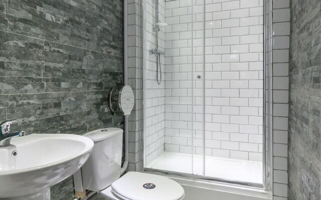 Oakshaw Guesthouse - Glasgow Airport