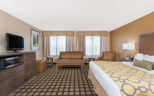 Baymont Inn & Suites Plymouth