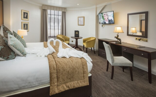 Albany Hotel