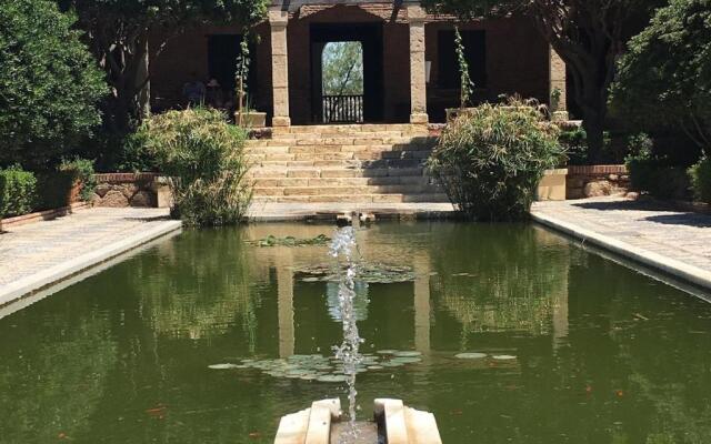 2 bed apartment with pools and spa