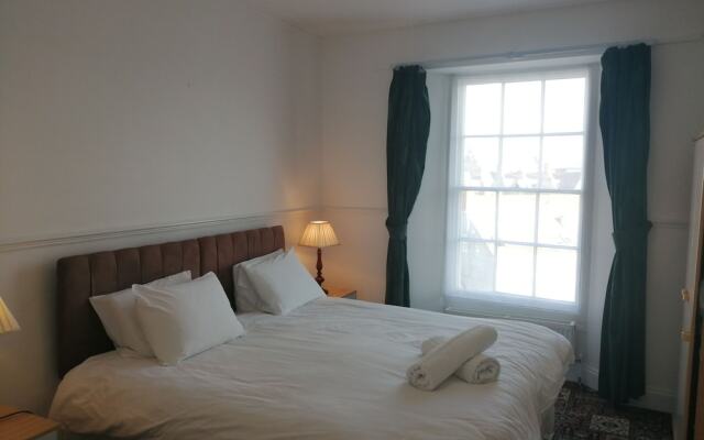 Martyndale Suites