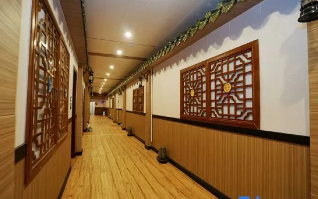 Liyue Cave Longquan Wenquan Homestay