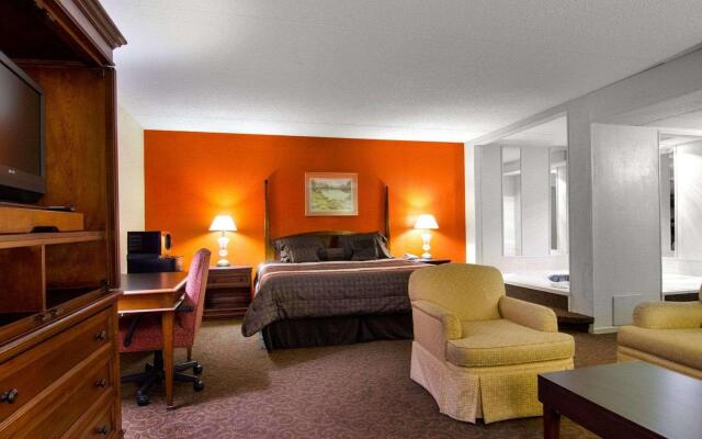 Knights Inn & Suites Emporia