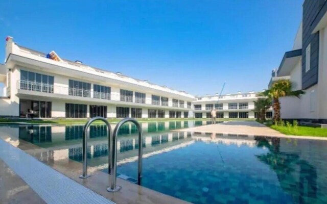 Lovely 2-bed Apartment With Pool in Antalya/kundu