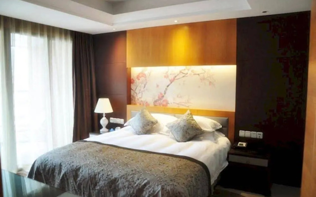 Huagang Hotel