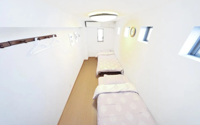 M&W House (181-1)