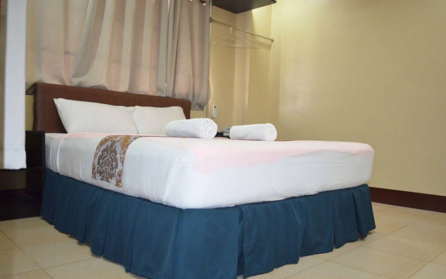 Park Avenue Residence Inn and Suites