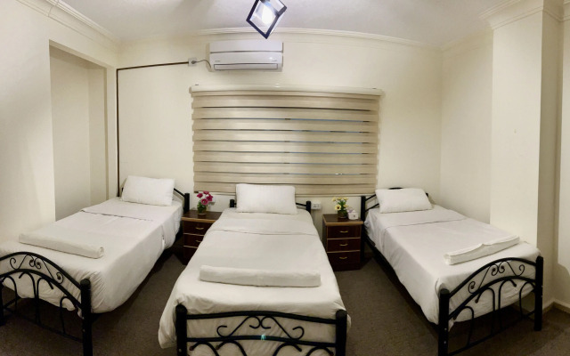 Raqeem Hostel