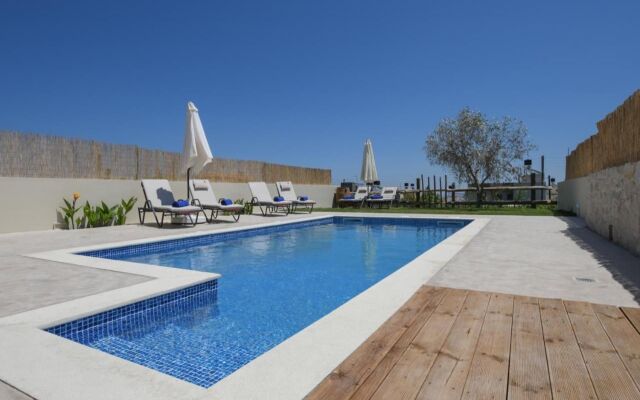 Arismari Villa - Private Pool