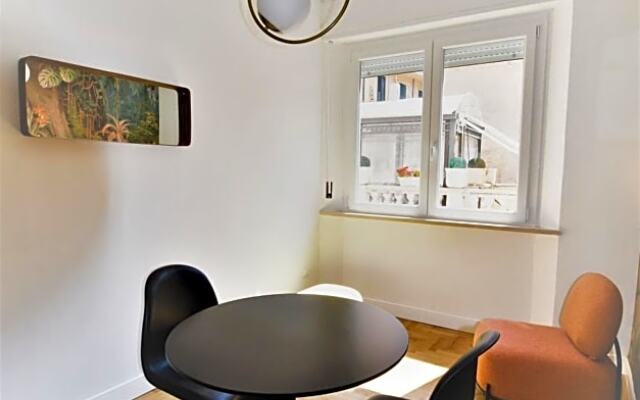 Cardeto suites