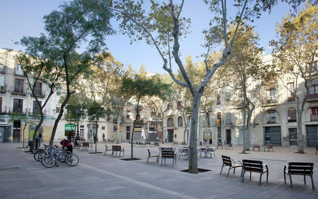 Inside Barcelona Apartments Sants
