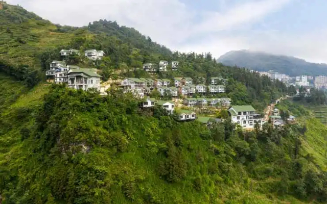 Sapa CatCat Hills Resort