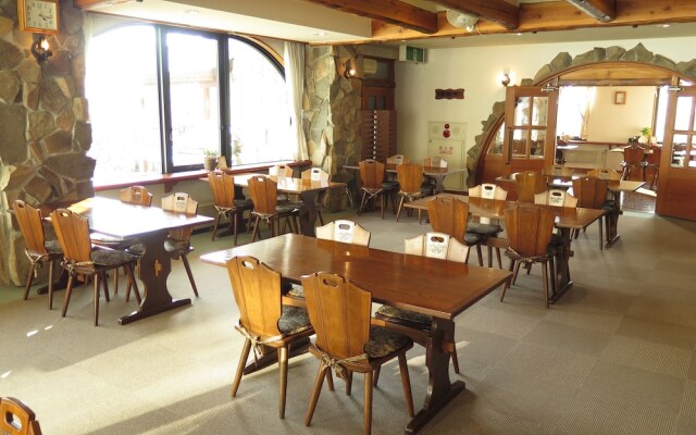 Hotel White Inn Kitashiga