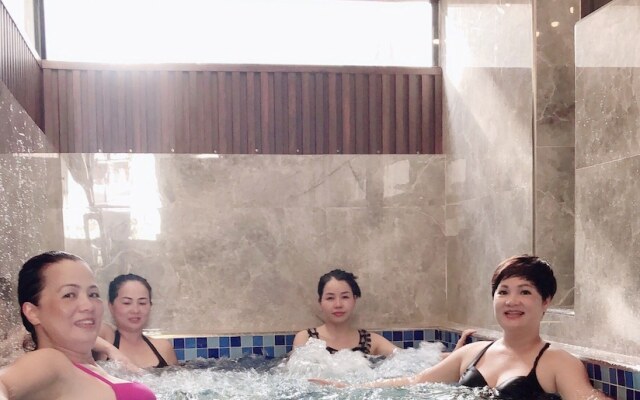 BBQ Villa & Hostel Ha Long