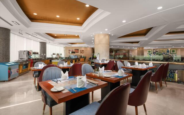 Holiday Inn Beijing Chang An West by IHG