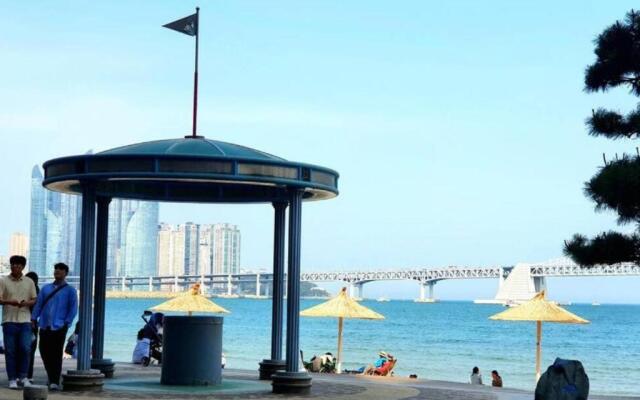 Holiday Apt Gwangan Beach