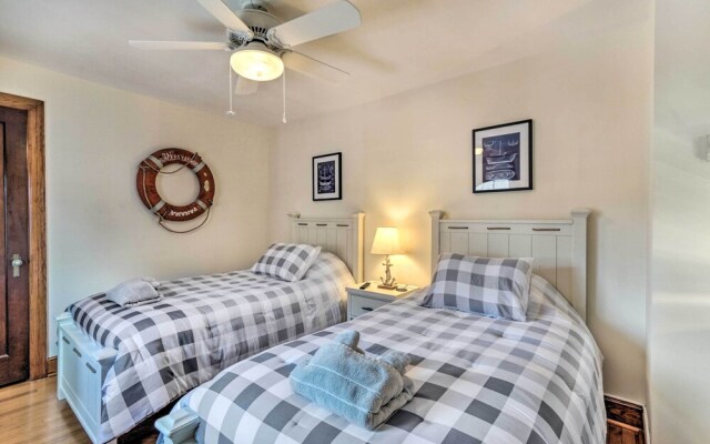 Walkable New Haven Retreat w/ Ocean Views!