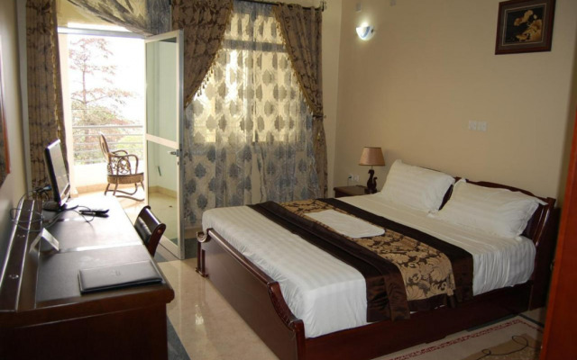 City Hill Hotel