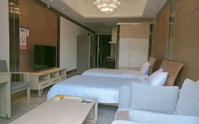 Tropical Splendor! Ocean View w/Wraparound Lanai, Kitchen, Free Holiday Apartment – Guest Rooms – Sanya