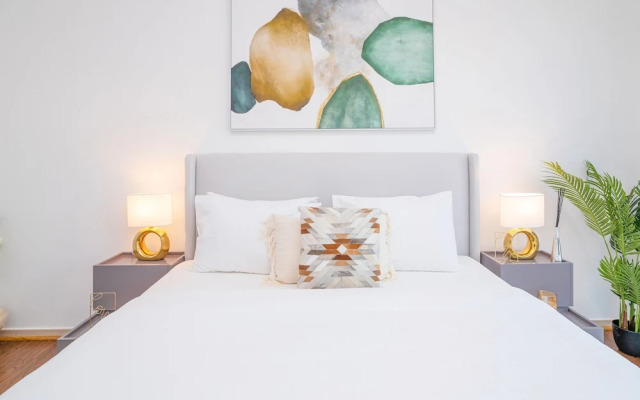 HomesGetaway-The Residences 3BR Downtown