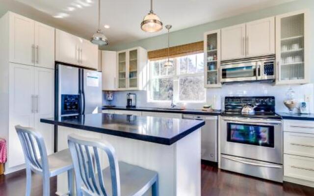 Alder Beach House
