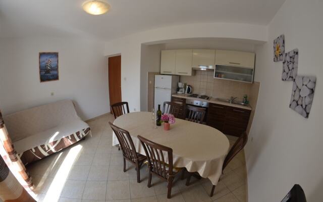 Apartments Matahlija