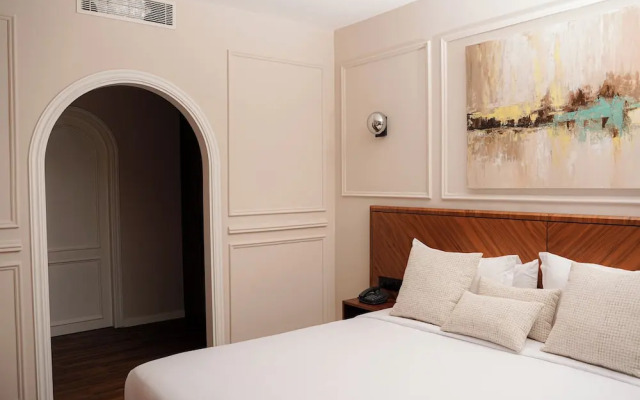 Aurea Hotel