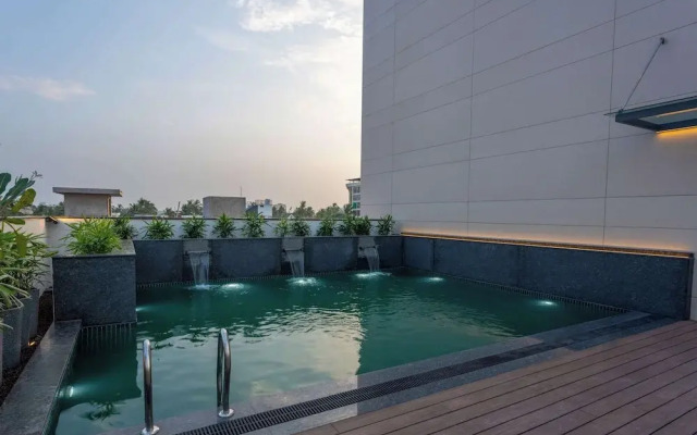 Park Inn & Suites By Radisson Thrissur East Fort