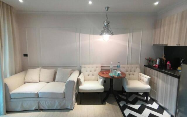 Venetian Signature Condo by Immy