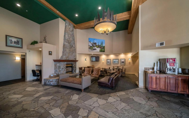 Truckee Donner Lodge