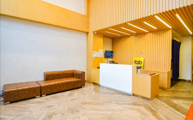 Fabhotel Kzar Select