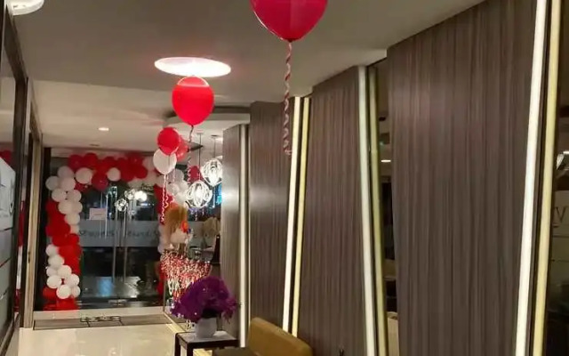 Deivan Hotel