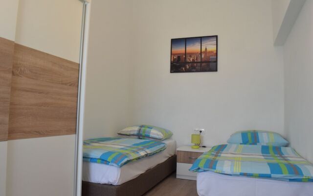 Luxury Apartments Otia