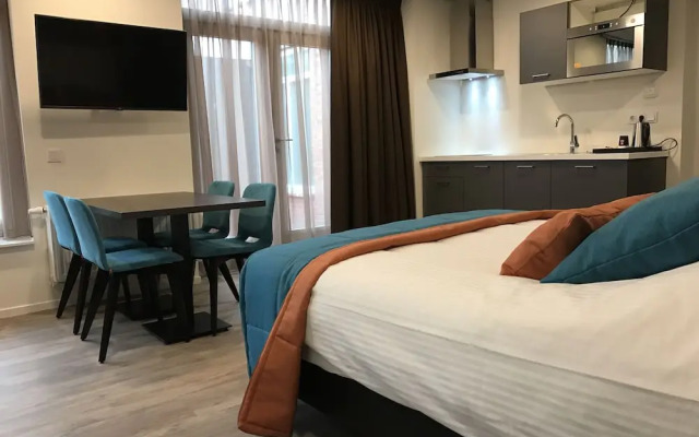 Rivers Hotel & Restaurant