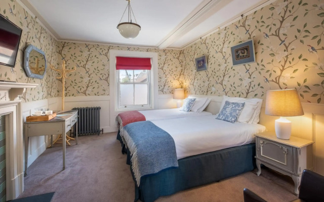 One Holyrood Hotel