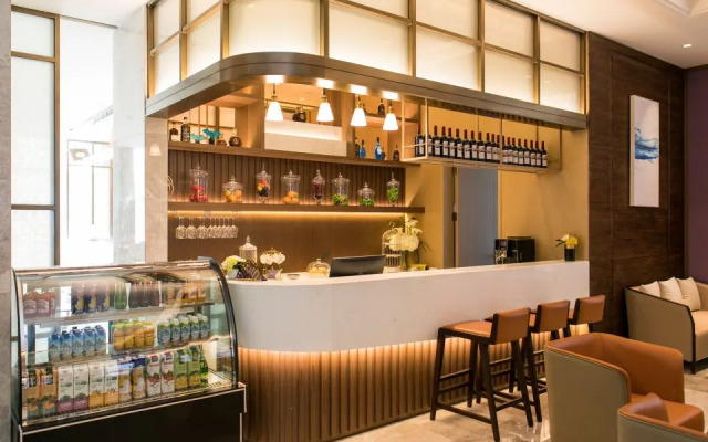 Ramada by Wyndham Zhumadian West Station