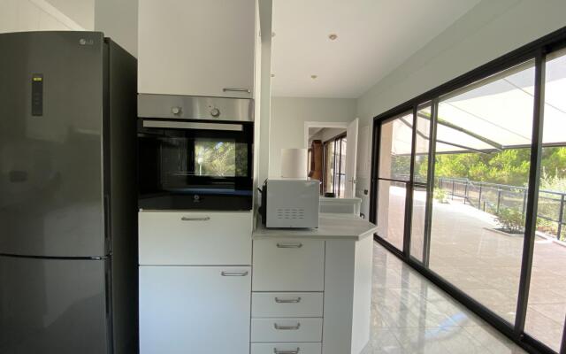 TH142 Villa Vista Alegre