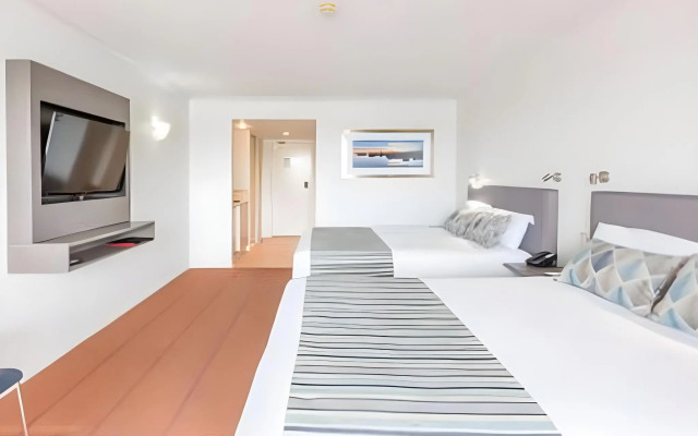 Ramada Hotel Hope Harbour