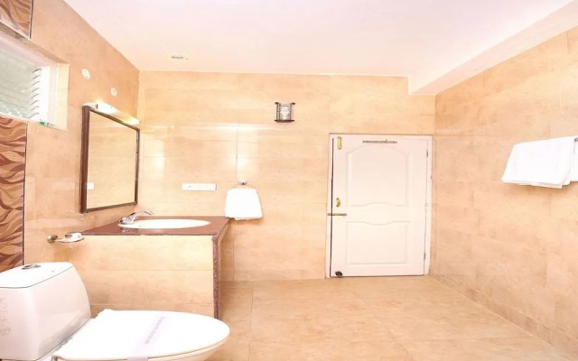 Aditya Home Stay by OYO Rooms