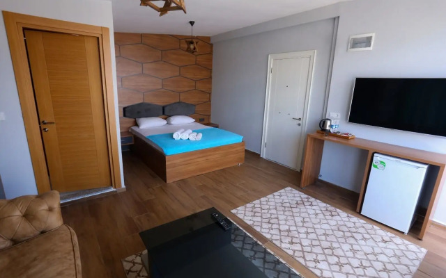 216 Eagle Palace Suite