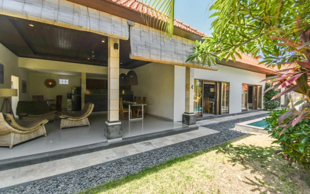 Rumah Pantai Berawa - Ex Canggu Club House