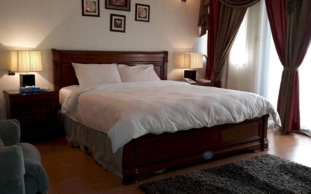 New Park Hotel