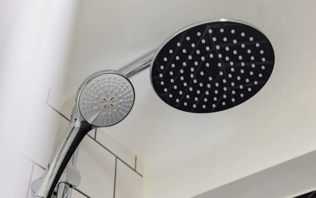 Cool Leicester Sq Studio - Netflix Nespresso