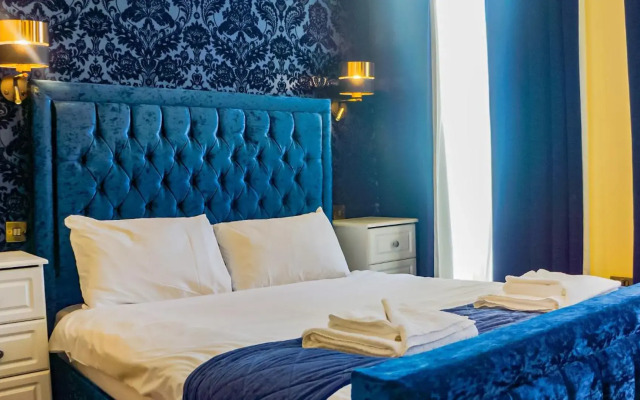 The Pier Hotel