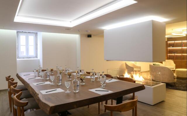 Sao Vicente Alfama Hotel by TRIUS Hotels