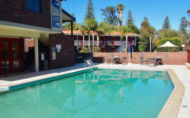 Kings Park Motel