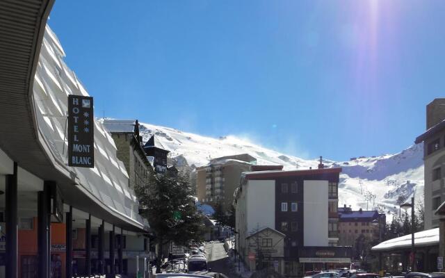 Hotel Mont Blanc