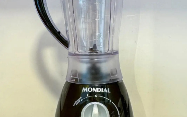 Studio novíssimo, completo e muito bem localizado