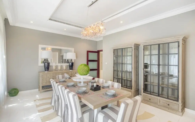 Maison Privee - Prvt Pool & Beach in Luxury Palm Jumeirah Villa