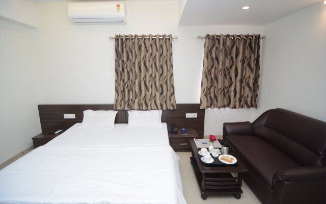 Hotel Kirti